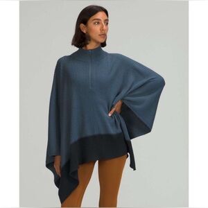 Lululemon On The Go Poncho Women’s Knit One Size Blue Navy Ribbed Merino Wool